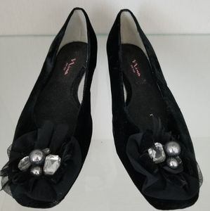 Nina velvet flats